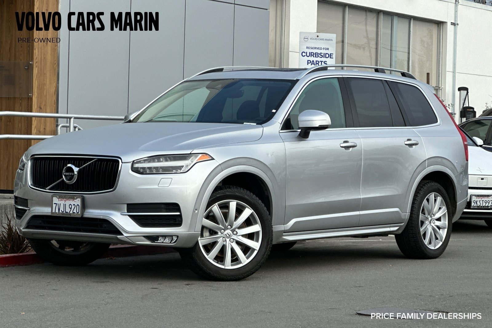 Used 2017 Volvo XC90 T6 Momentum w/ Vision Package