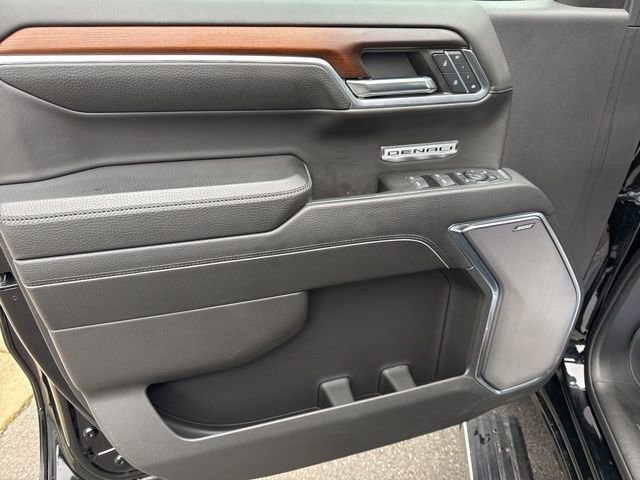 Used 2024 GMC Sierra 1500 Denali w/ Denali Reserve Package image 9