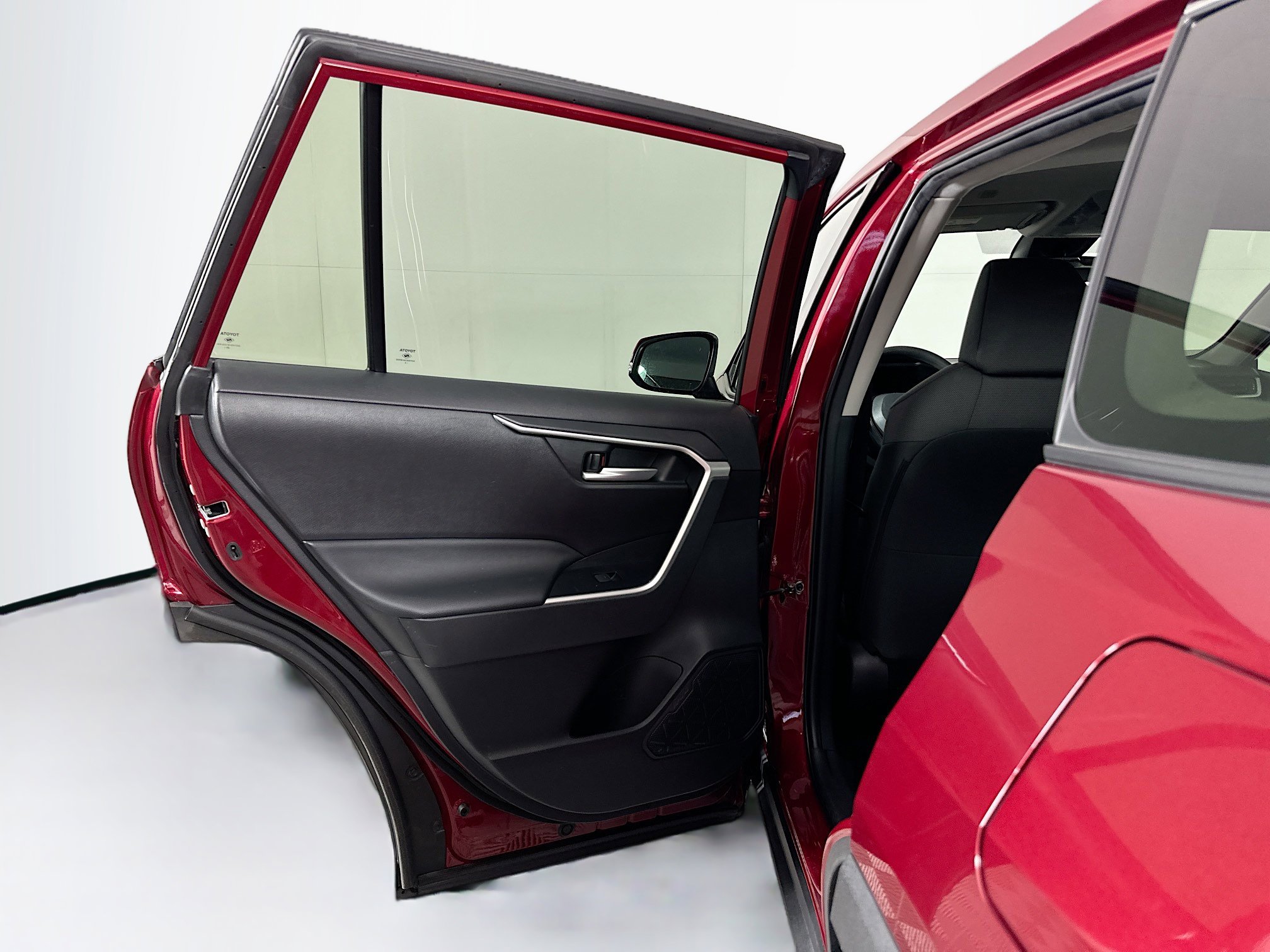 Used 2023 Toyota RAV4 XLE image 25