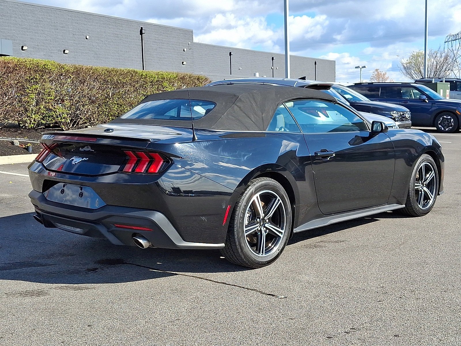 Used 2024 Ford Mustang Premium RWD image 29