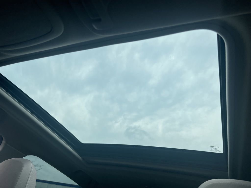 Used 2023 Subaru Forester Premium image 11