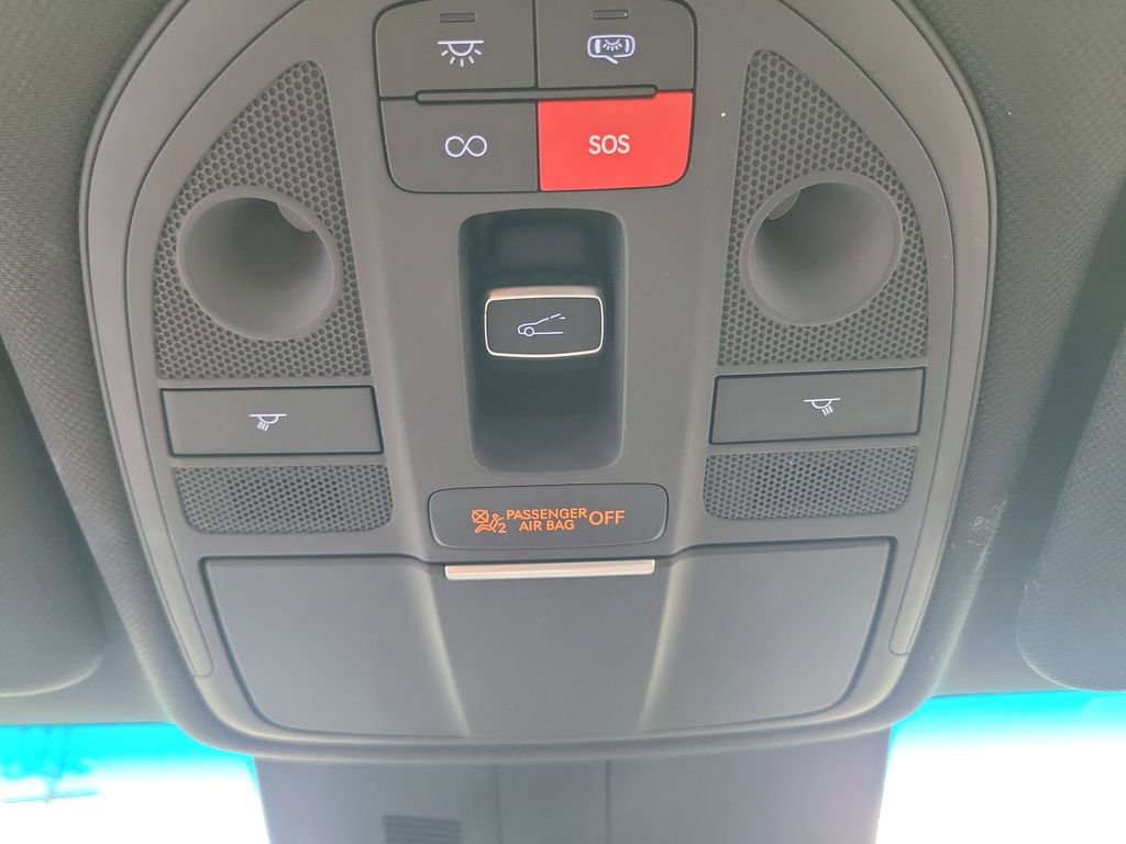 Used 2024 Genesis G70 3.3T Advanced image 34