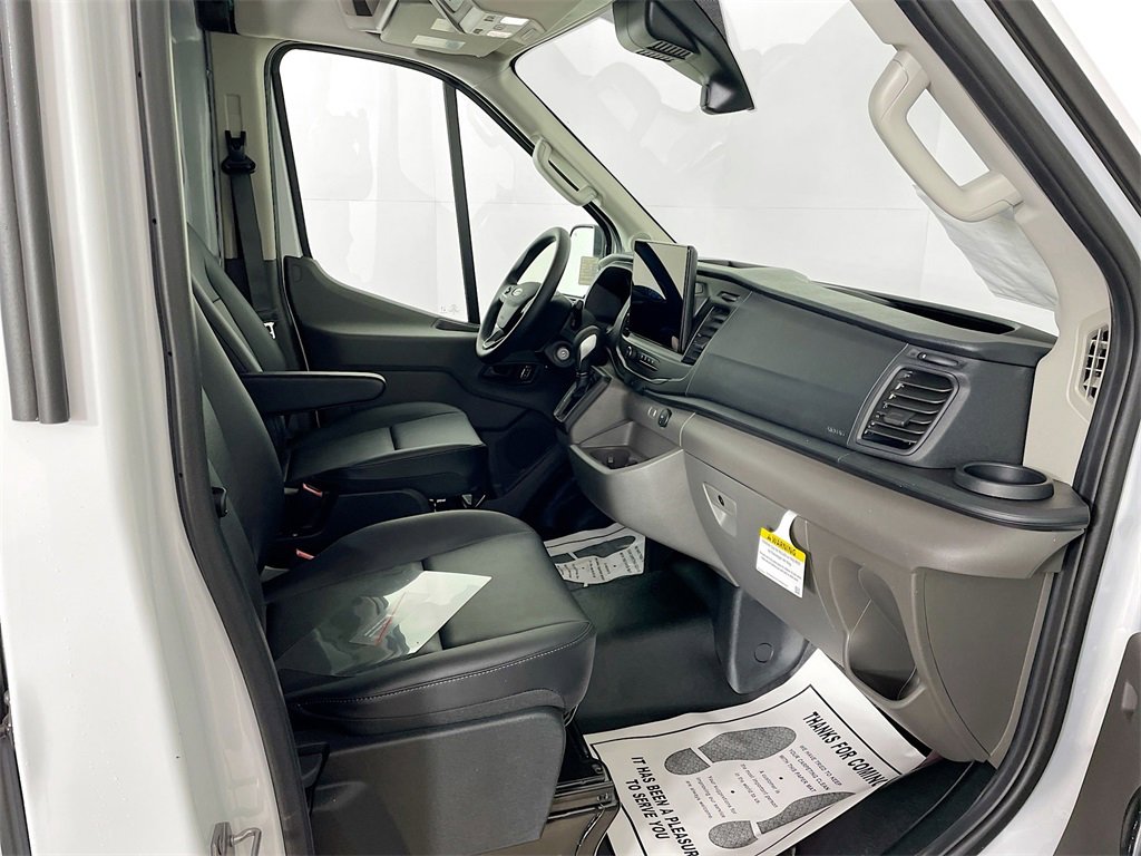 New 2025 Ford Transit 250 Base image 28