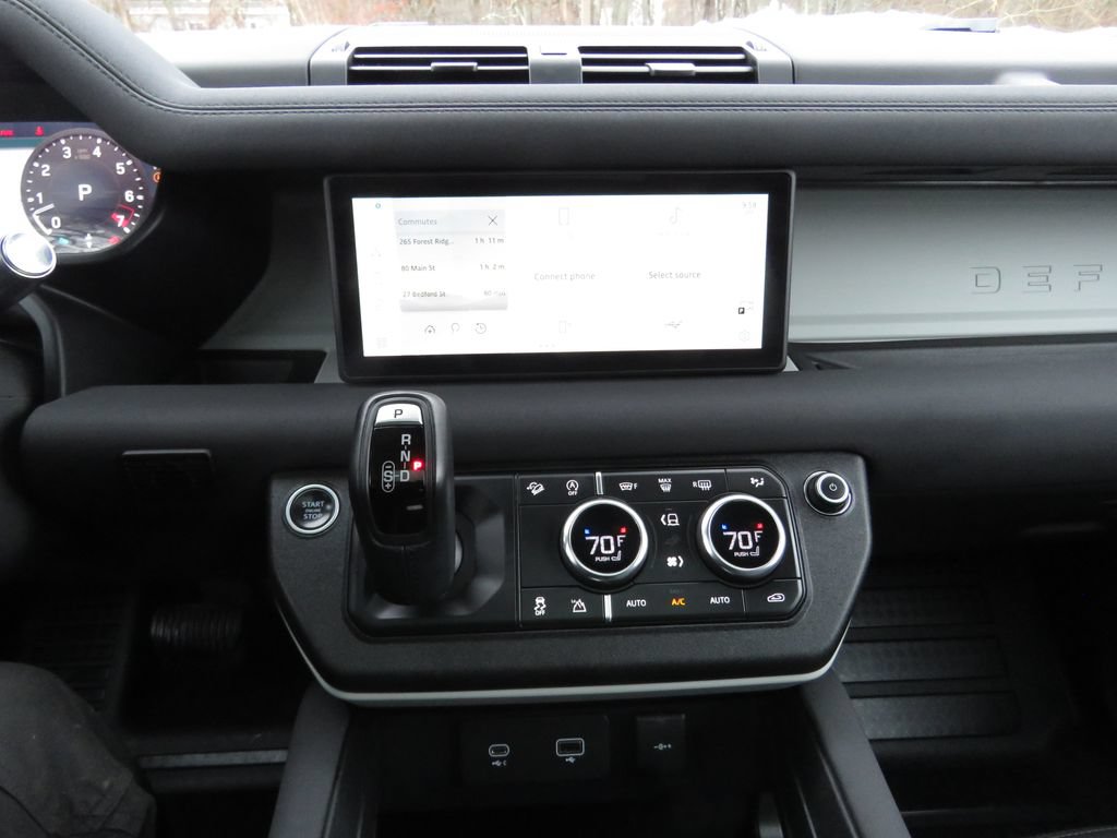 Used 2022 Land Rover Defender 110 SE AWD/4WD image 26