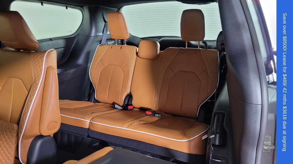 New 2026 Chrysler Pacifica Pinnacle AWD/4WD image 33