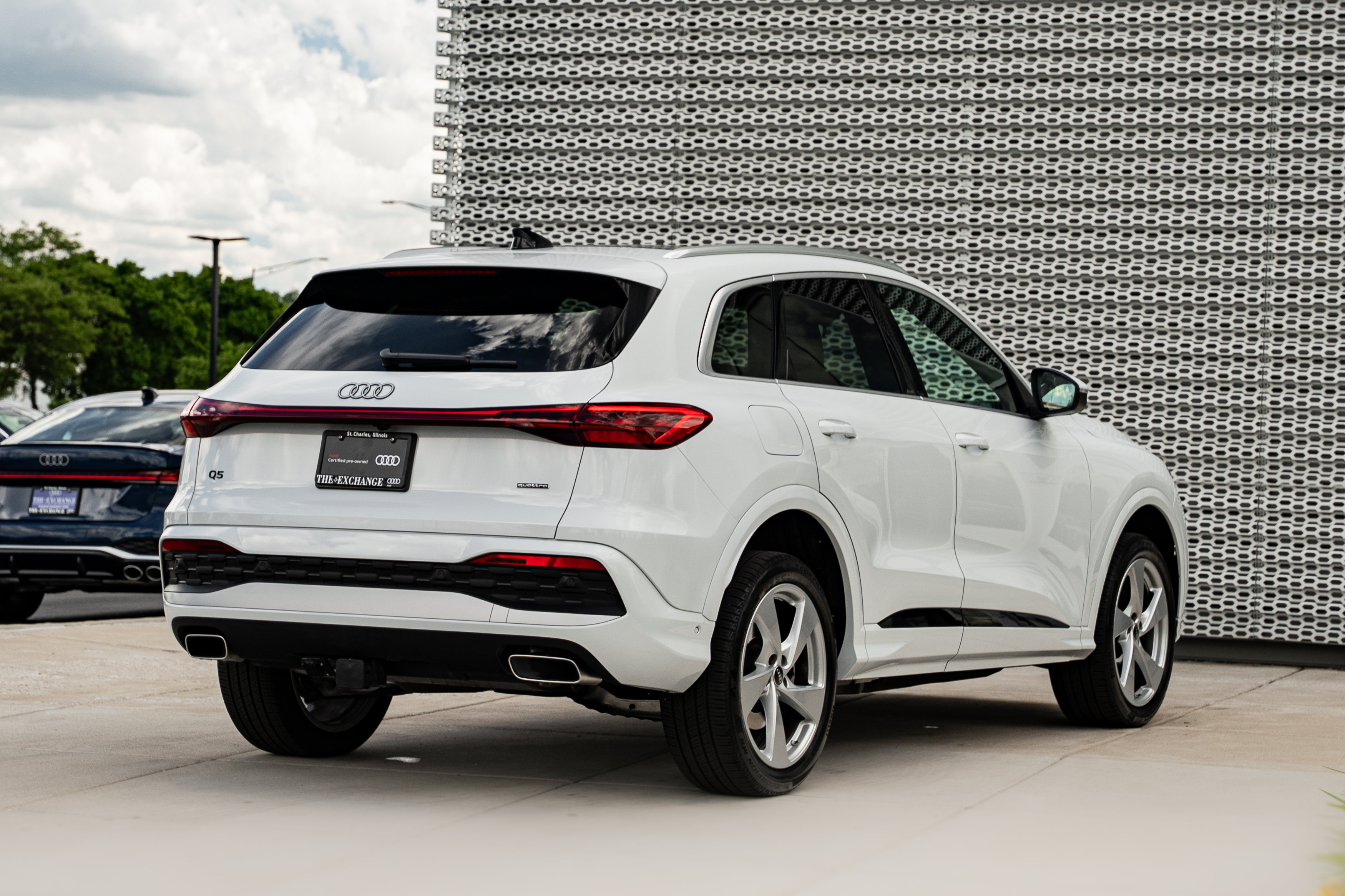Certified 2025 Audi Q5 Premium w/ Premium Plus AWD/4WD image 4