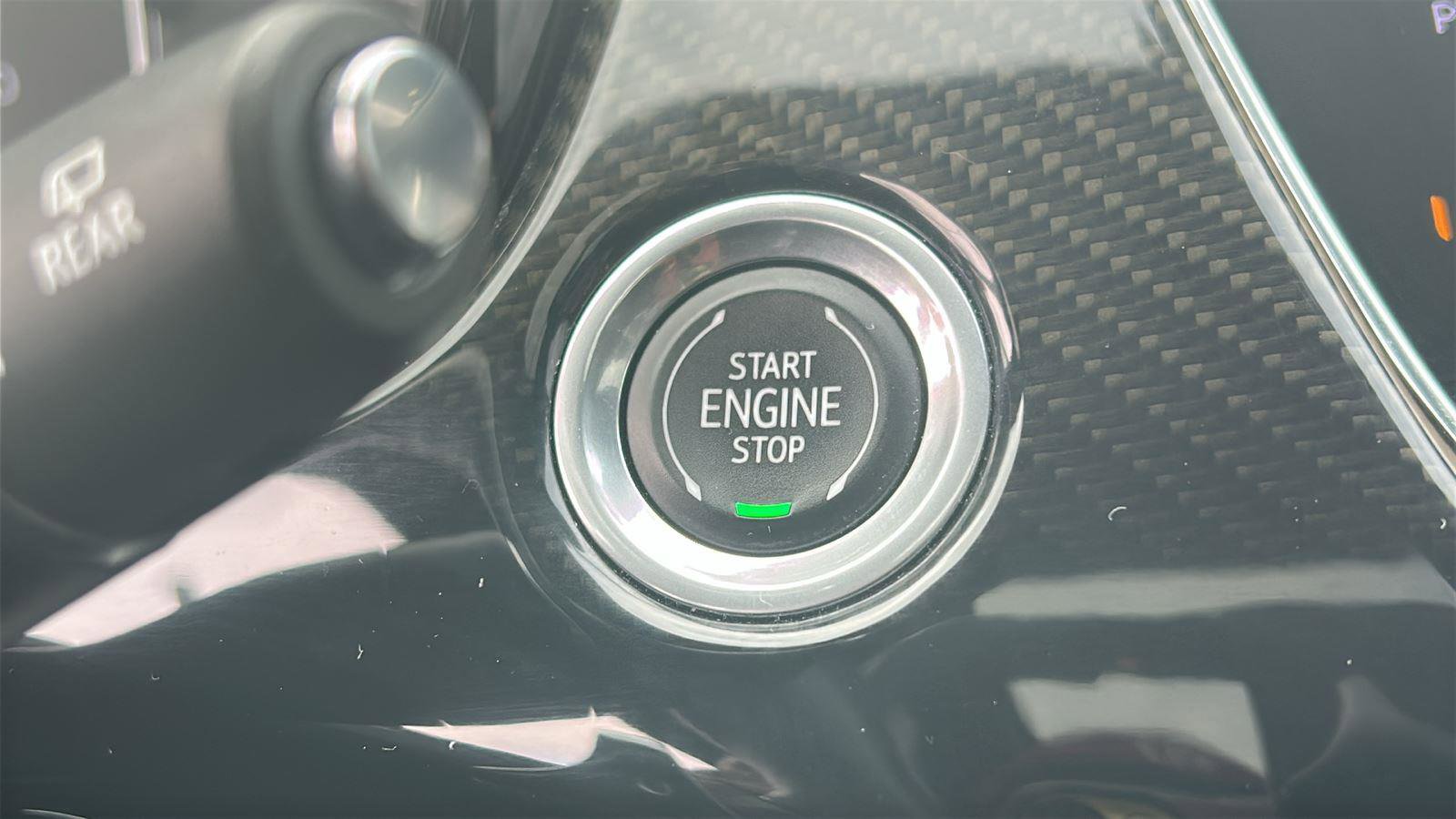 Used 2022 Cadillac XT6 Sport w/ Technology Package image 28