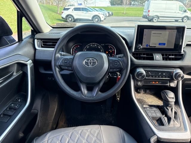 Used 2023 Toyota RAV4 LE image 19