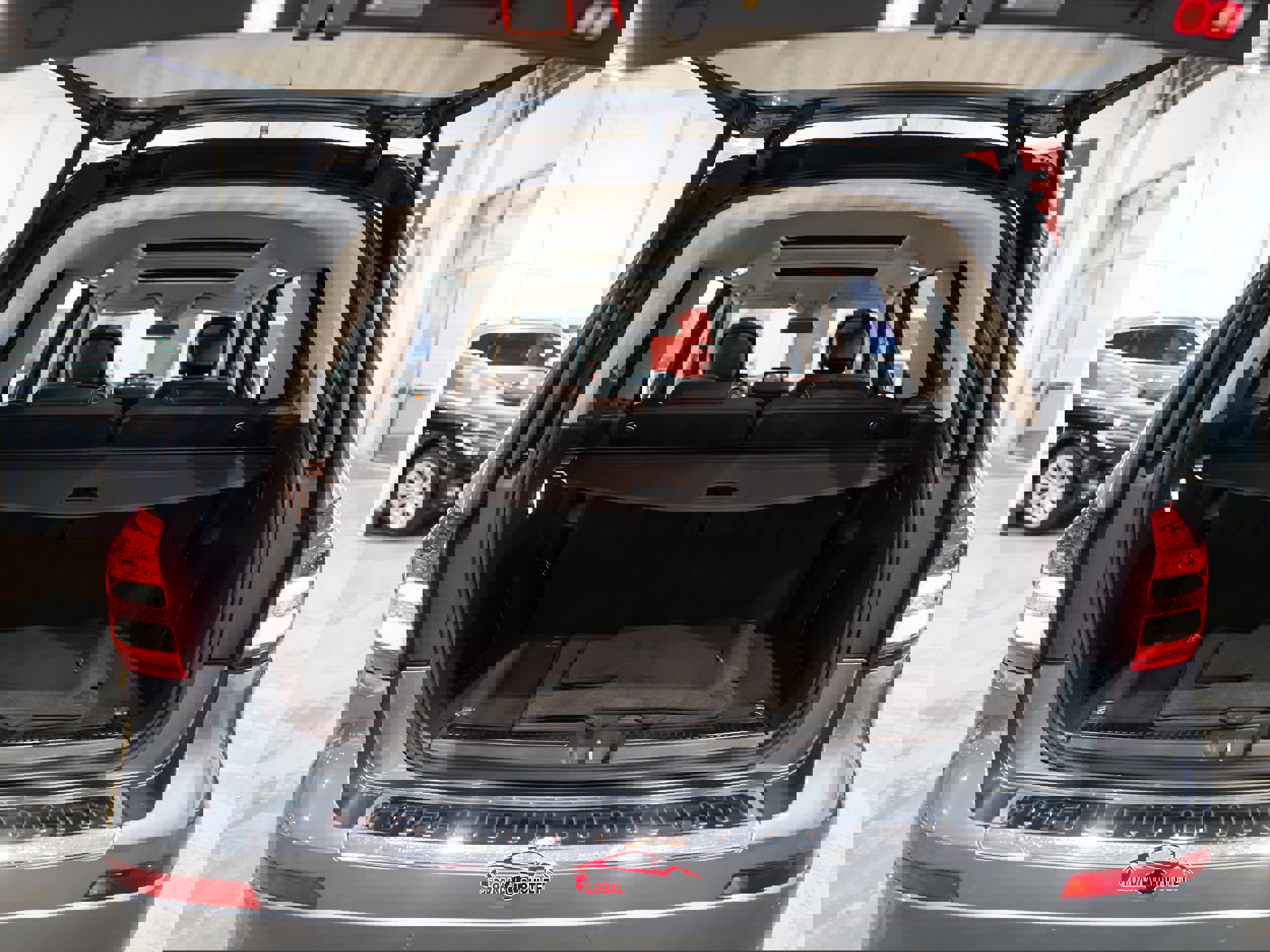 Used 2017 Mercedes-Benz GLS 450 4MATIC w/ Premium Package image 52