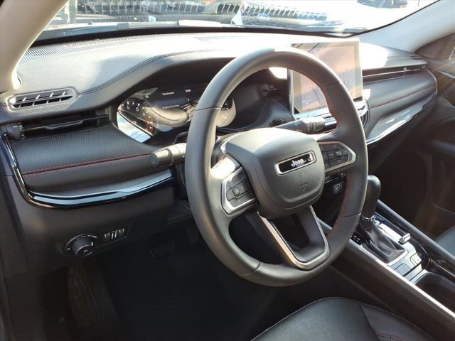 Used 2022 Jeep Compass Trailhawk image 8