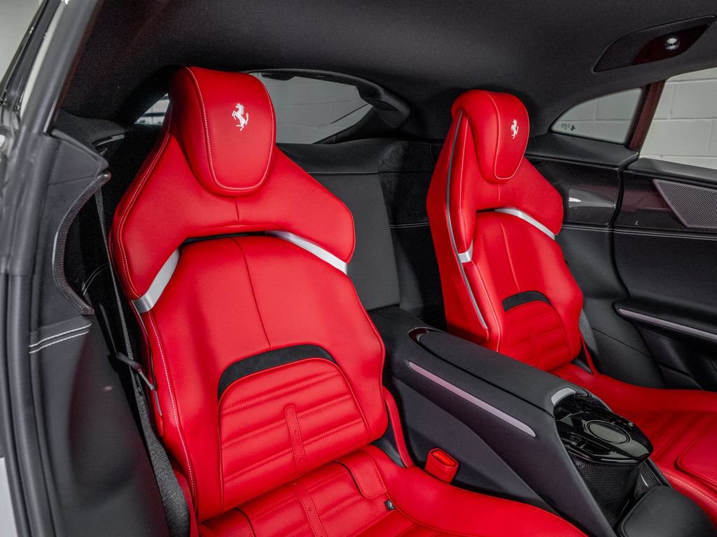 Certified 2025 Ferrari Purosangue AWD/4WD image 22