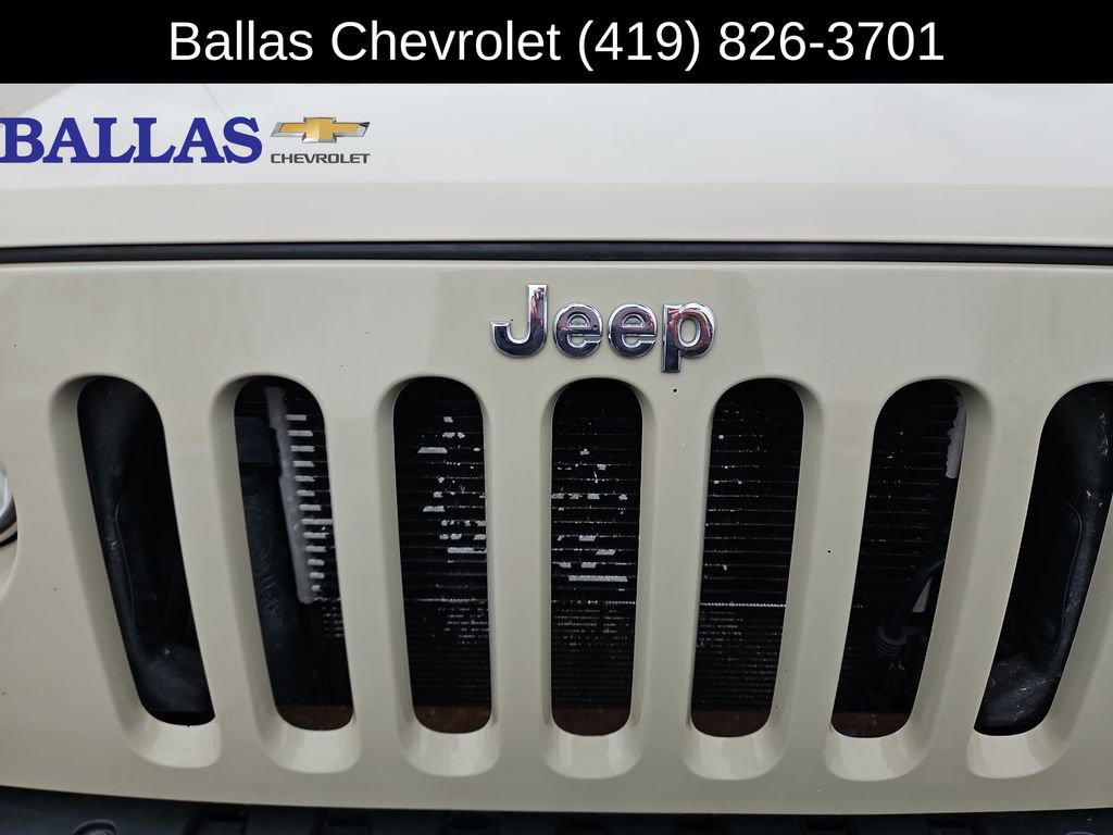 Used 2017 Jeep Wrangler Unlimited Rubicon w/ Cold Weather Group image 31