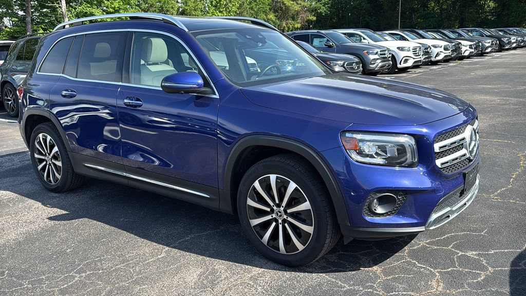 Certified 2021 Mercedes-Benz GLB 250 4MATIC w/ Premium Package image 2
