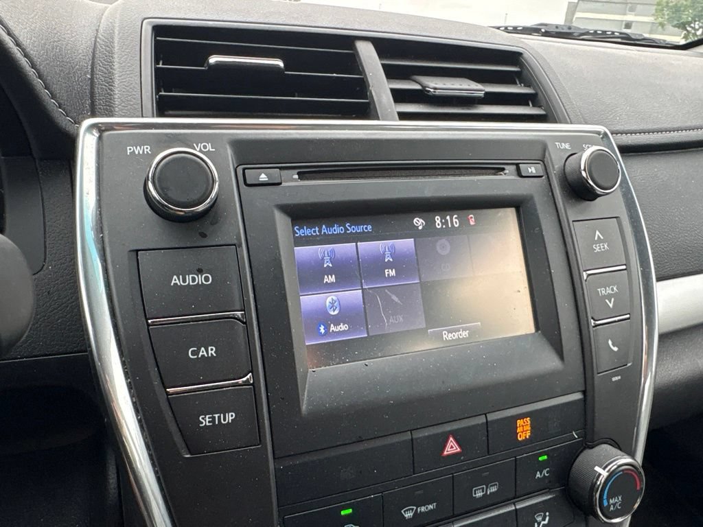 Used 2017 Toyota Camry SE FWD image 21