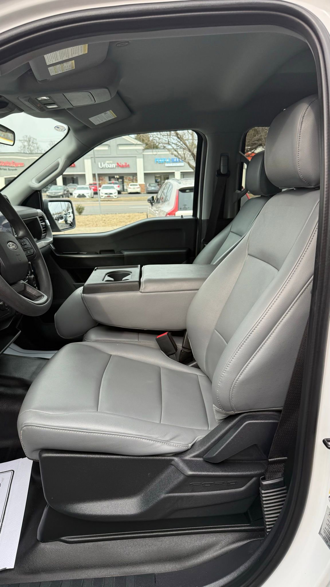 Used 2024 Ford F150 XL image 38