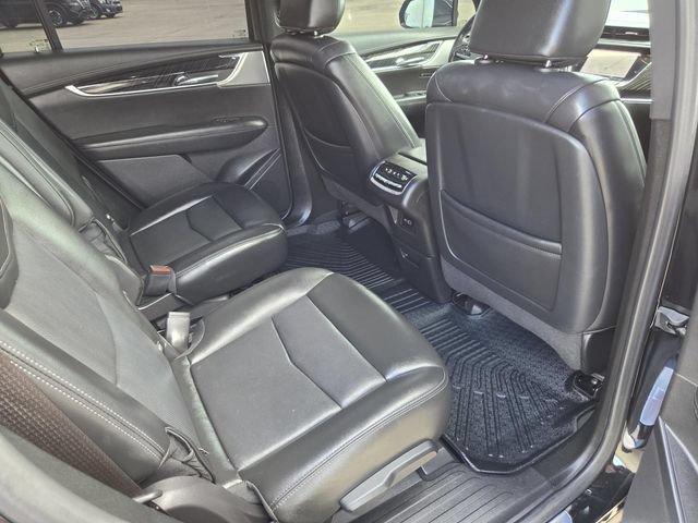 Used 2023 Cadillac XT6 Premium Luxury w/ Technology Package FWD image 24