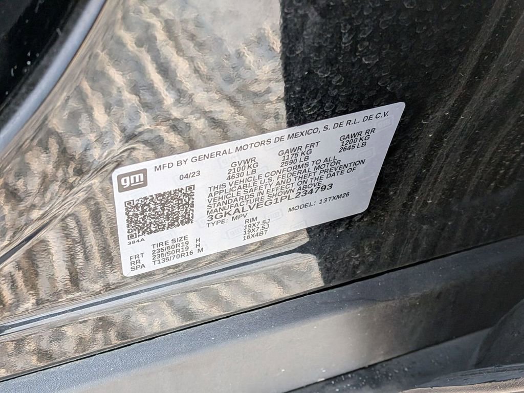 Used 2023 GMC Terrain SLT w/ Elevation Edition image 33