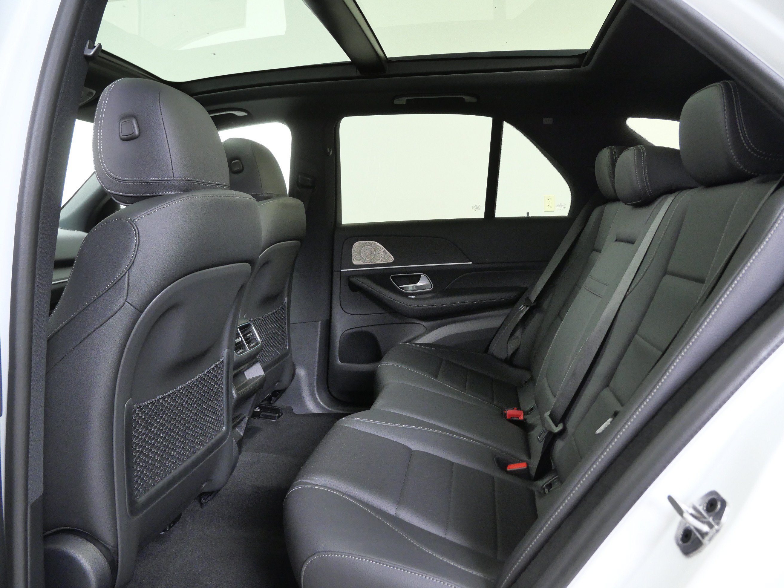 New 2026 Mercedes-Benz GLE 450 4MATIC image 9