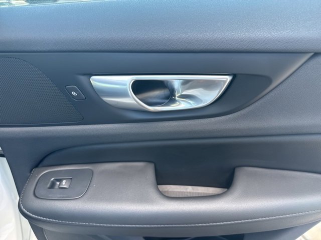Certified 2024 Volvo S60 B5 Core image 14