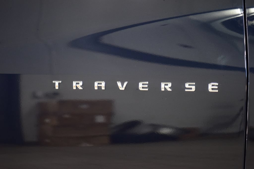 Used 2020 Chevrolet Traverse LT AWD/4WD image 16