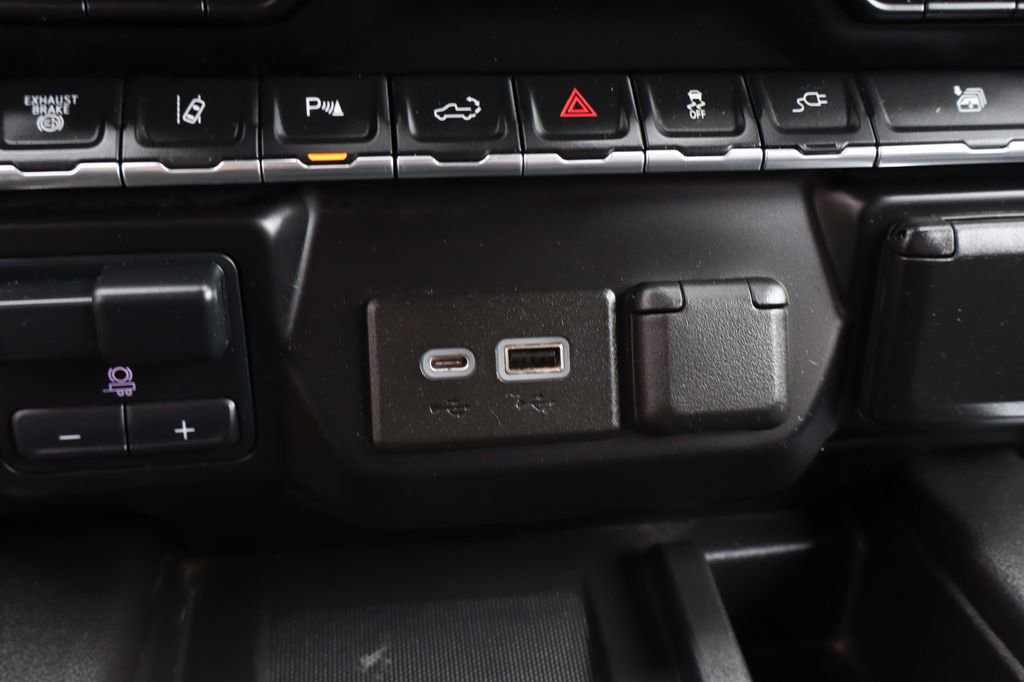 Used 2022 Chevrolet Silverado 3500 High Country w/ Safety Package II AWD/4WD image 45