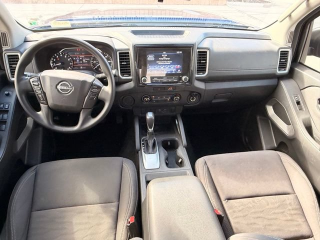 Used 2023 Nissan Frontier SV w/ Tow Package RWD image 14