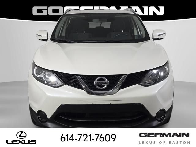 Used 2017 Nissan Rogue Sport SV AWD/4WD image 2
