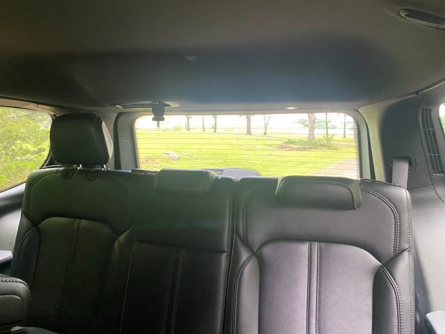 Used 2024 Jeep Wagoneer Series II w/ Flexible Seating Group RWD image 12