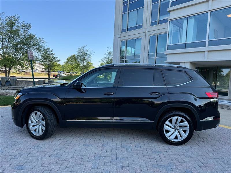 Used 2021 Volkswagen Atlas SEL AWD/4WD image 2