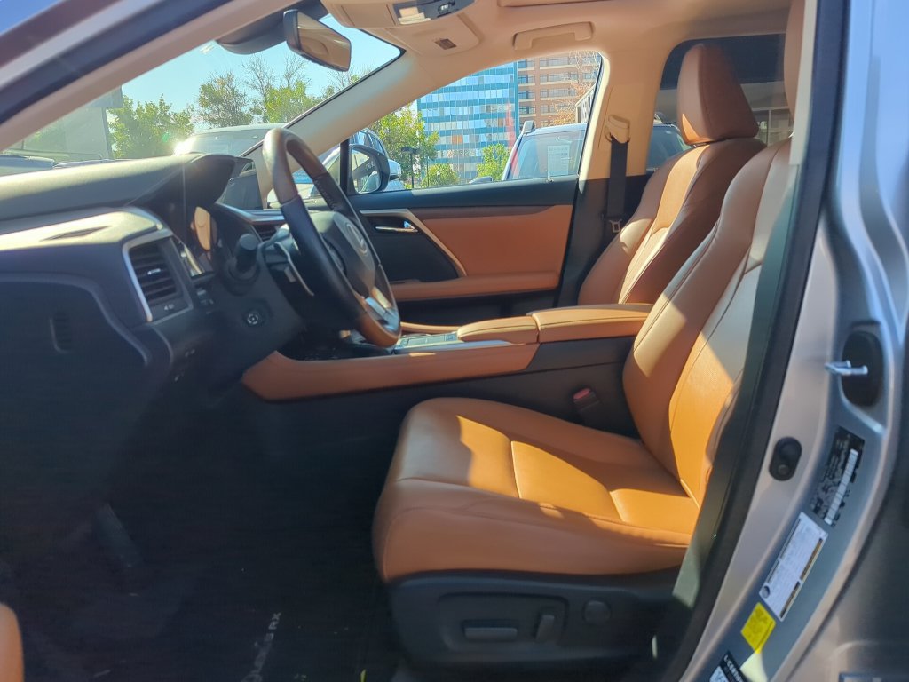 Used 2022 Lexus RX 350L FWD w/ Premium Package image 11