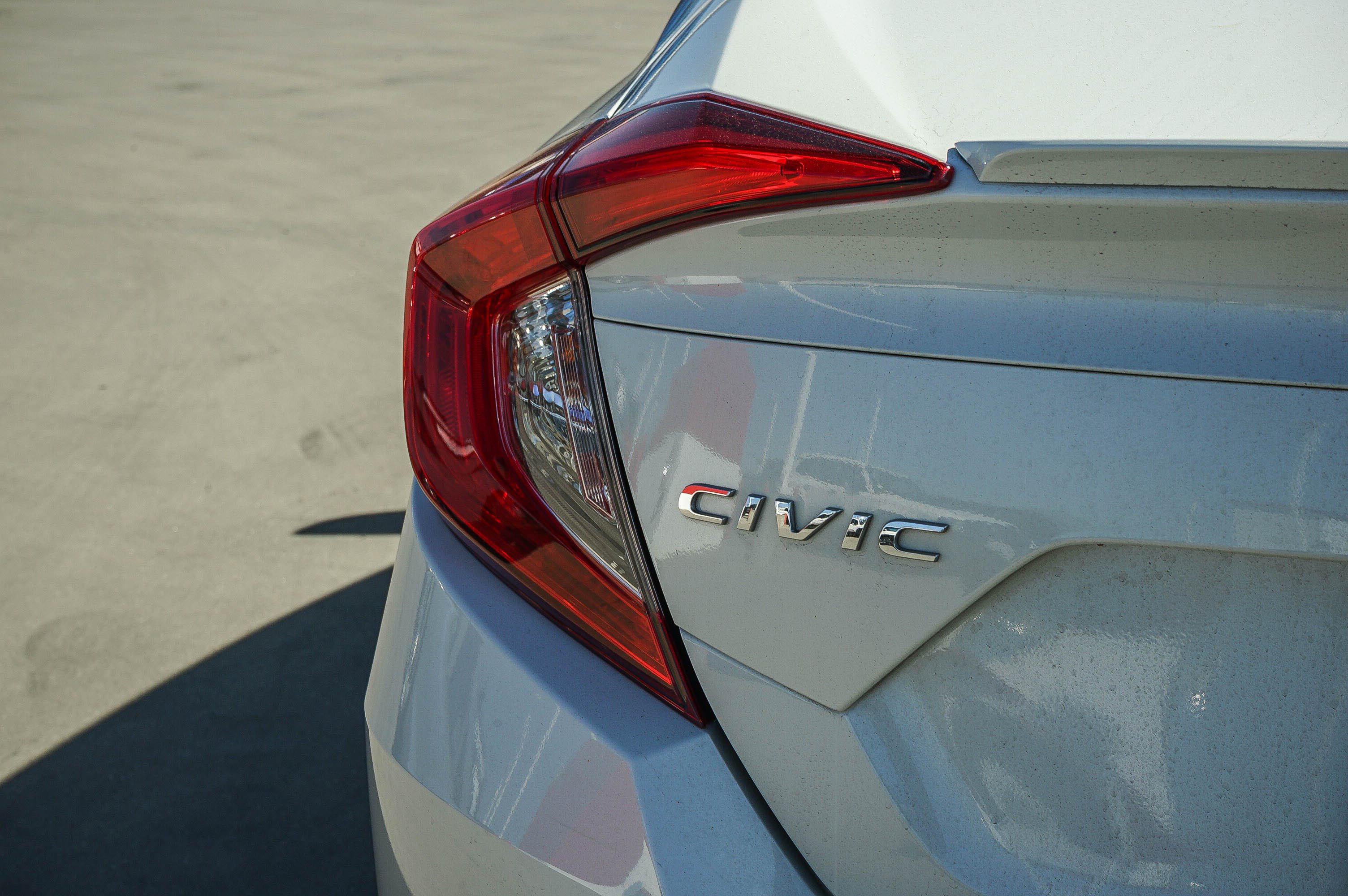 Used 2020 Honda Civic EX image 8