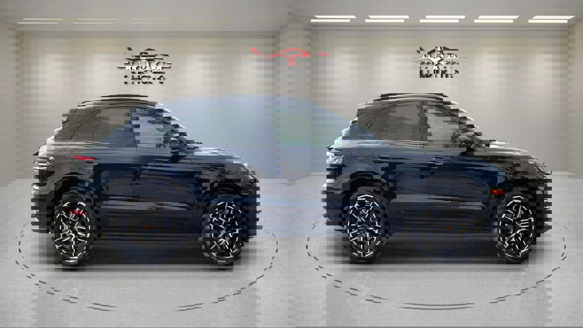 Used 2021 Porsche Macan S image 6