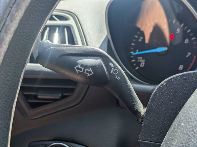 Used 2015 Ford Escape S FWD image 26
