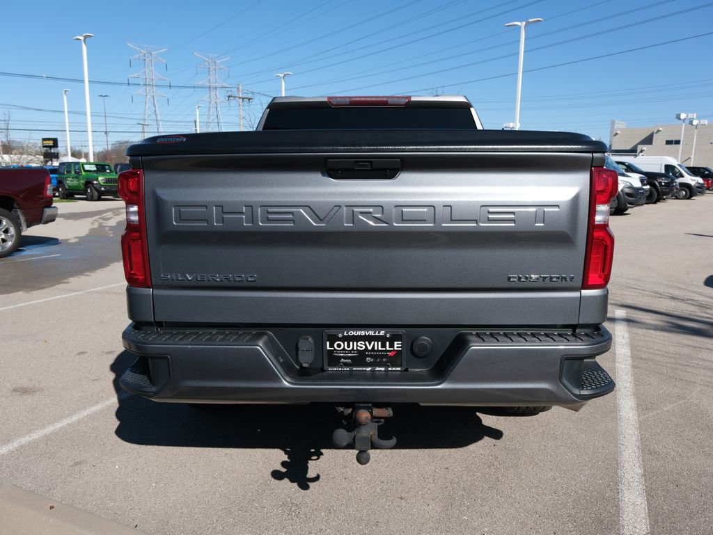 Used 2020 Chevrolet Silverado 1500 Custom w/ Custom Value Package image 8