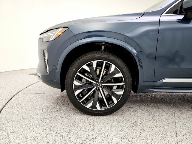 New 2027 Volvo XC90 B6 Plus AWD/4WD image 30