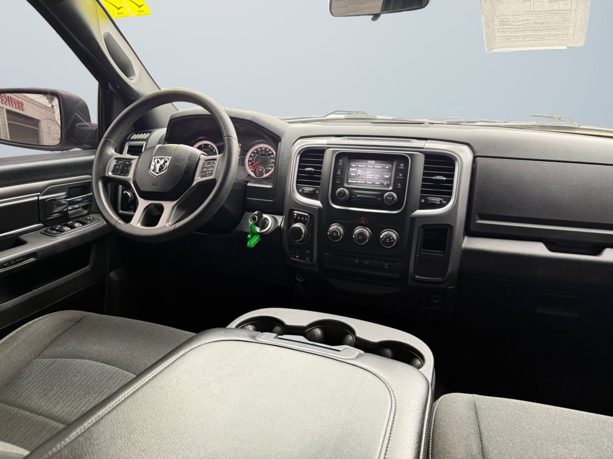 Used 2021 RAM 1500 Classic Warlock AWD/4WD image 12