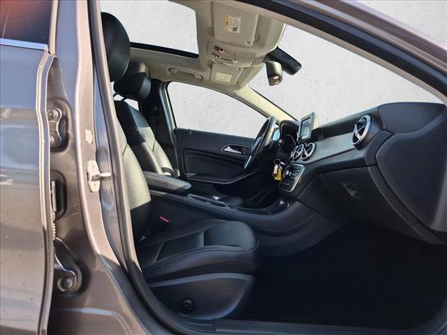 Used 2015 Mercedes-Benz GLA 250 4MATIC image 19