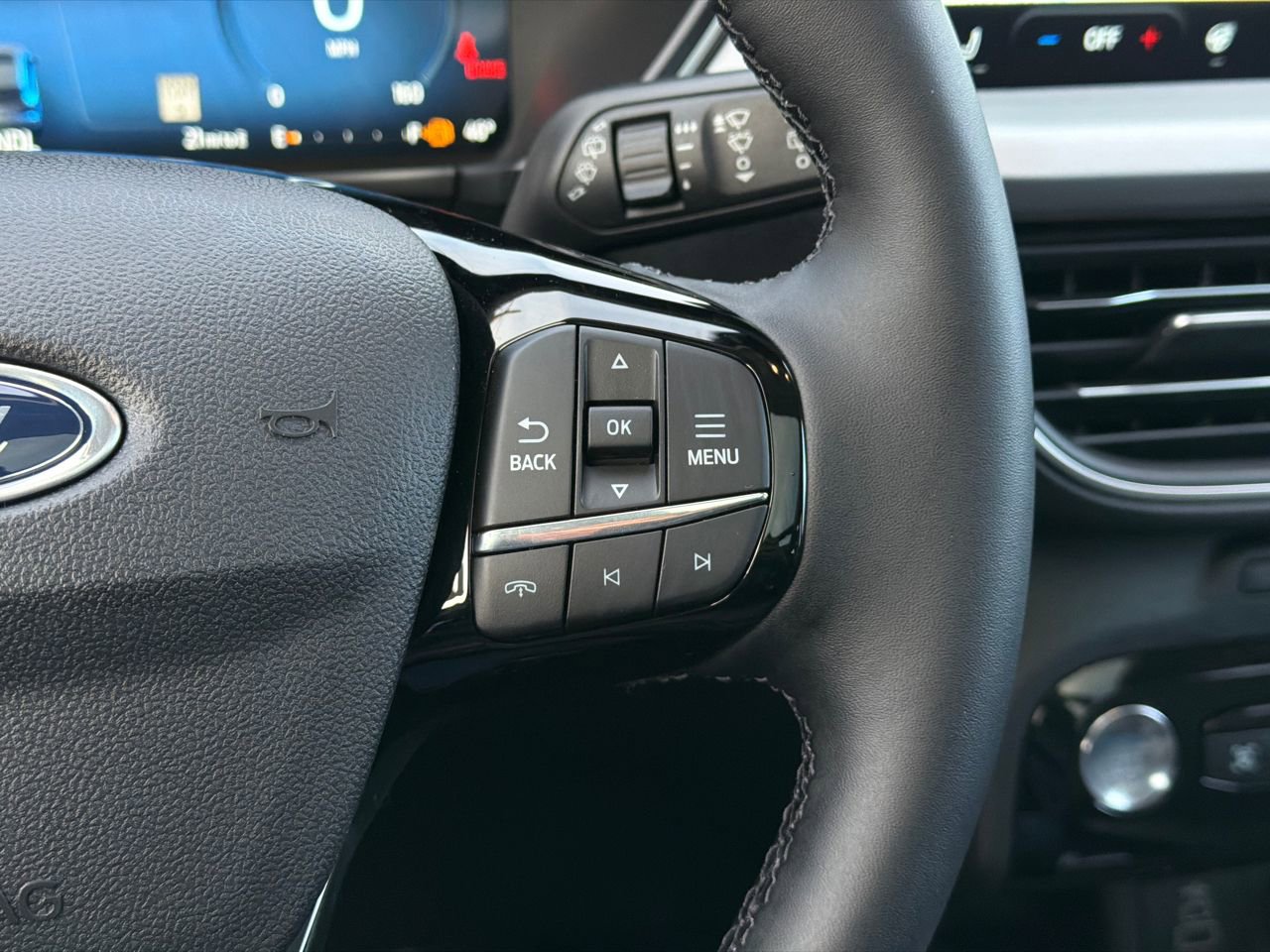 New 2026 Ford Escape Platinum w/ Premium Technology Package image 21