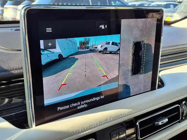 Certified 2023 Lincoln Aviator Black Label w/ Jet Package AWD/4WD image 12