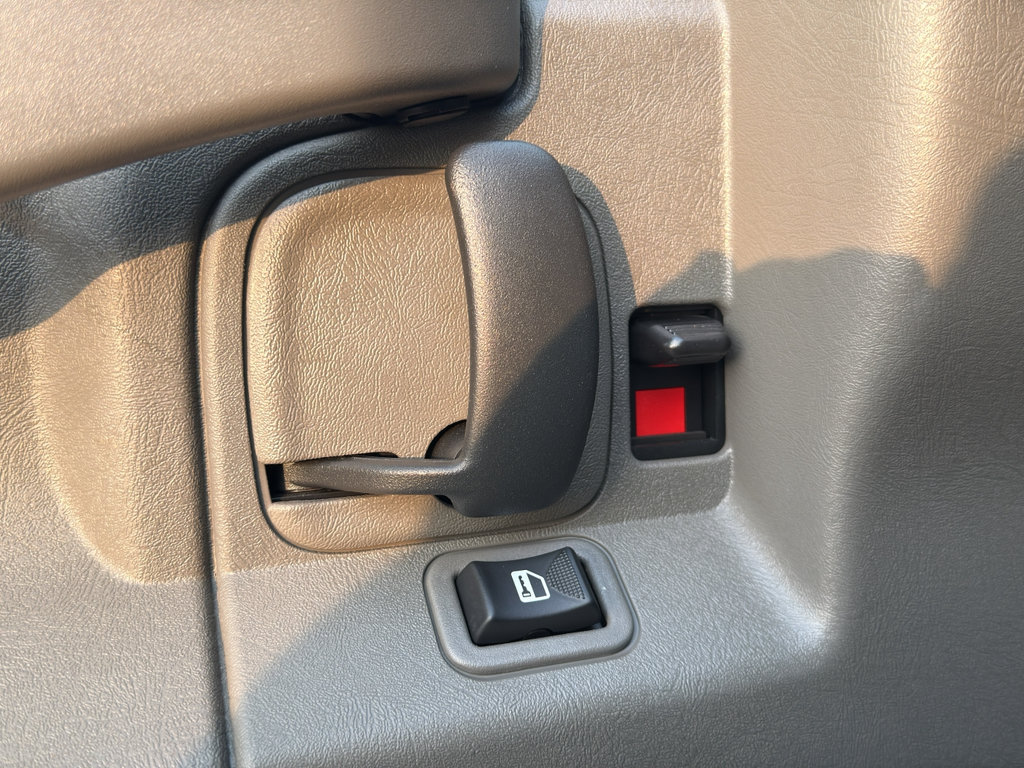 Used 2023 GMC Savana 3500 Extended w/ Driver Convenience Package RWD image 12