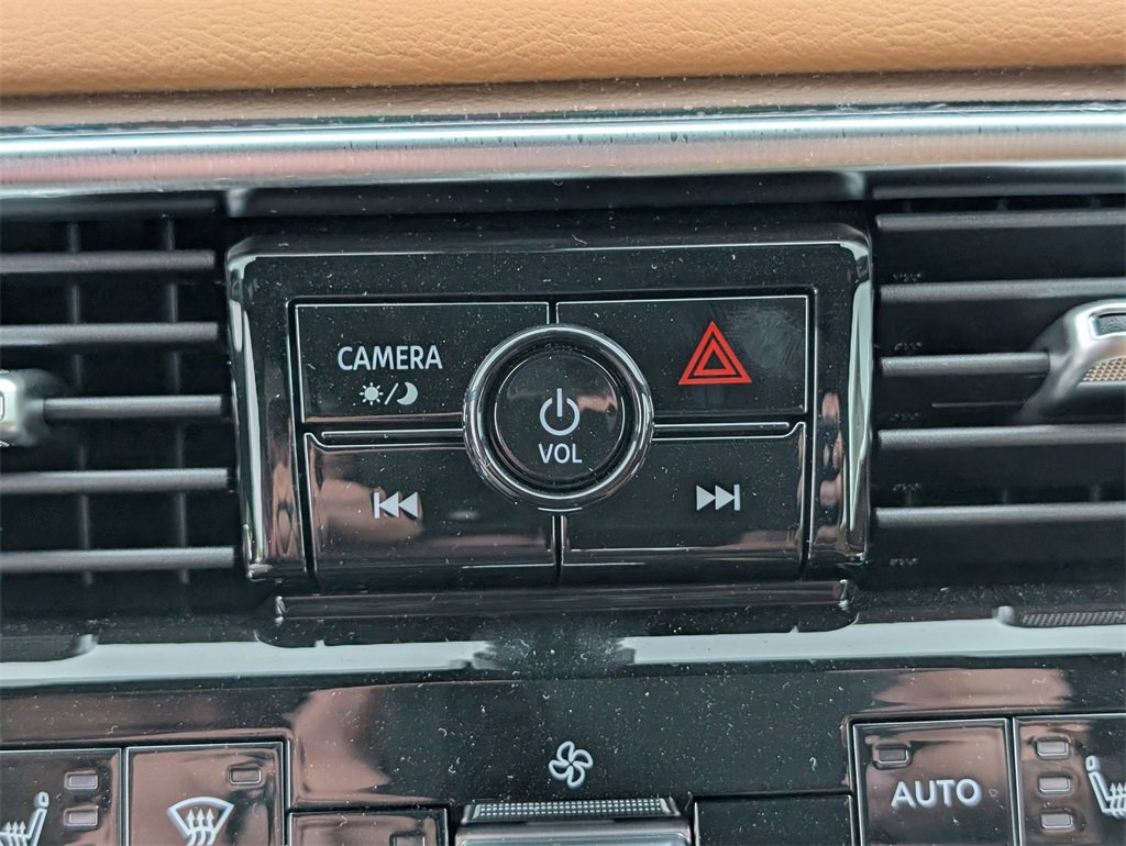 New 2025 Nissan Armada SL image 29