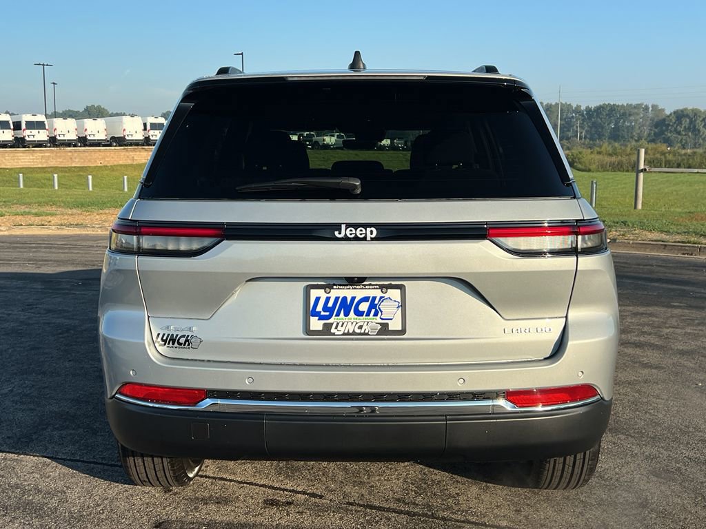 New 2025 Jeep Grand Cherokee Laredo X w/ Luxury Tech Group I image 40