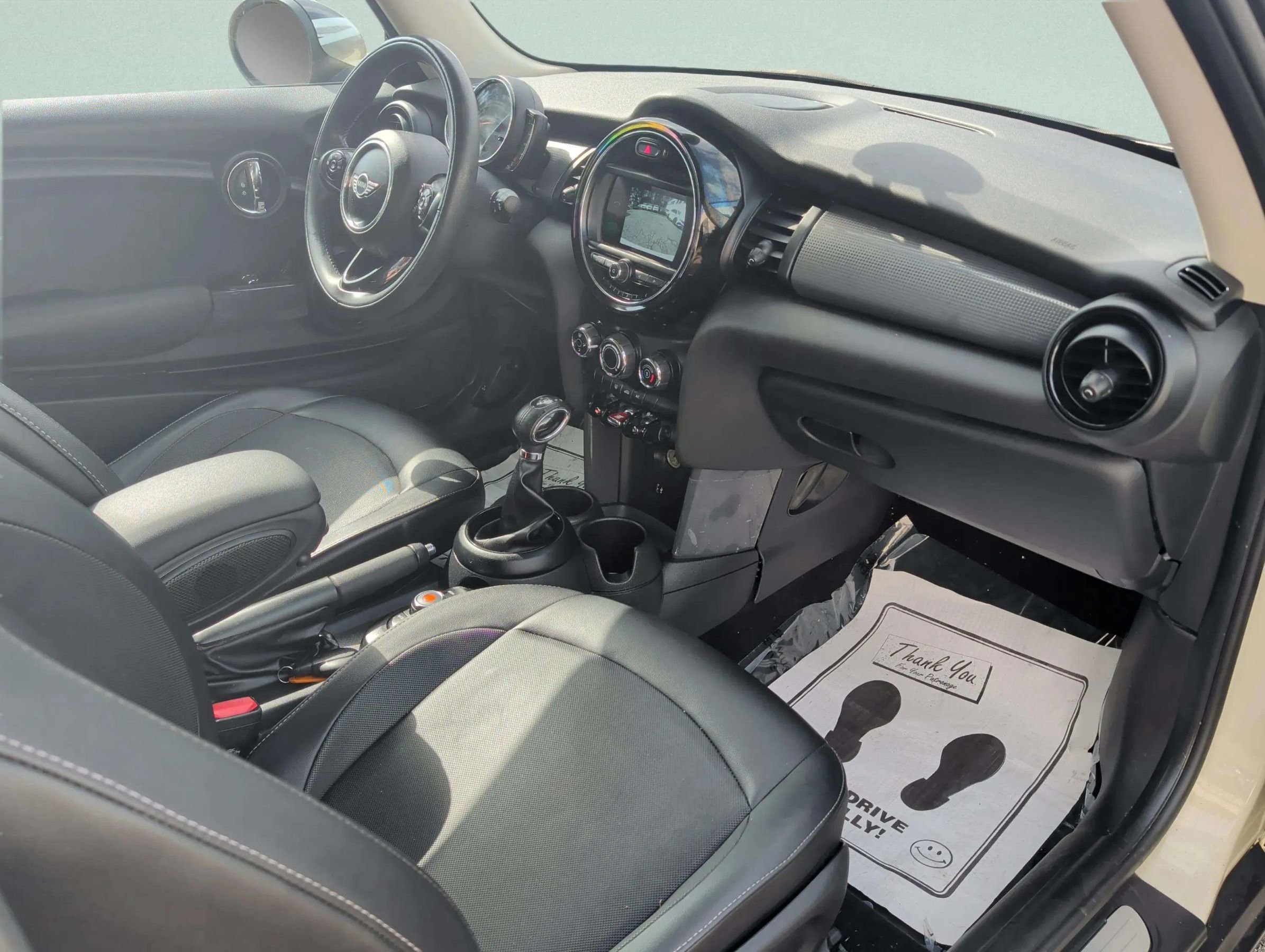 Used 2019 MINI Cooper 2-Door Hardtop FWD image 25