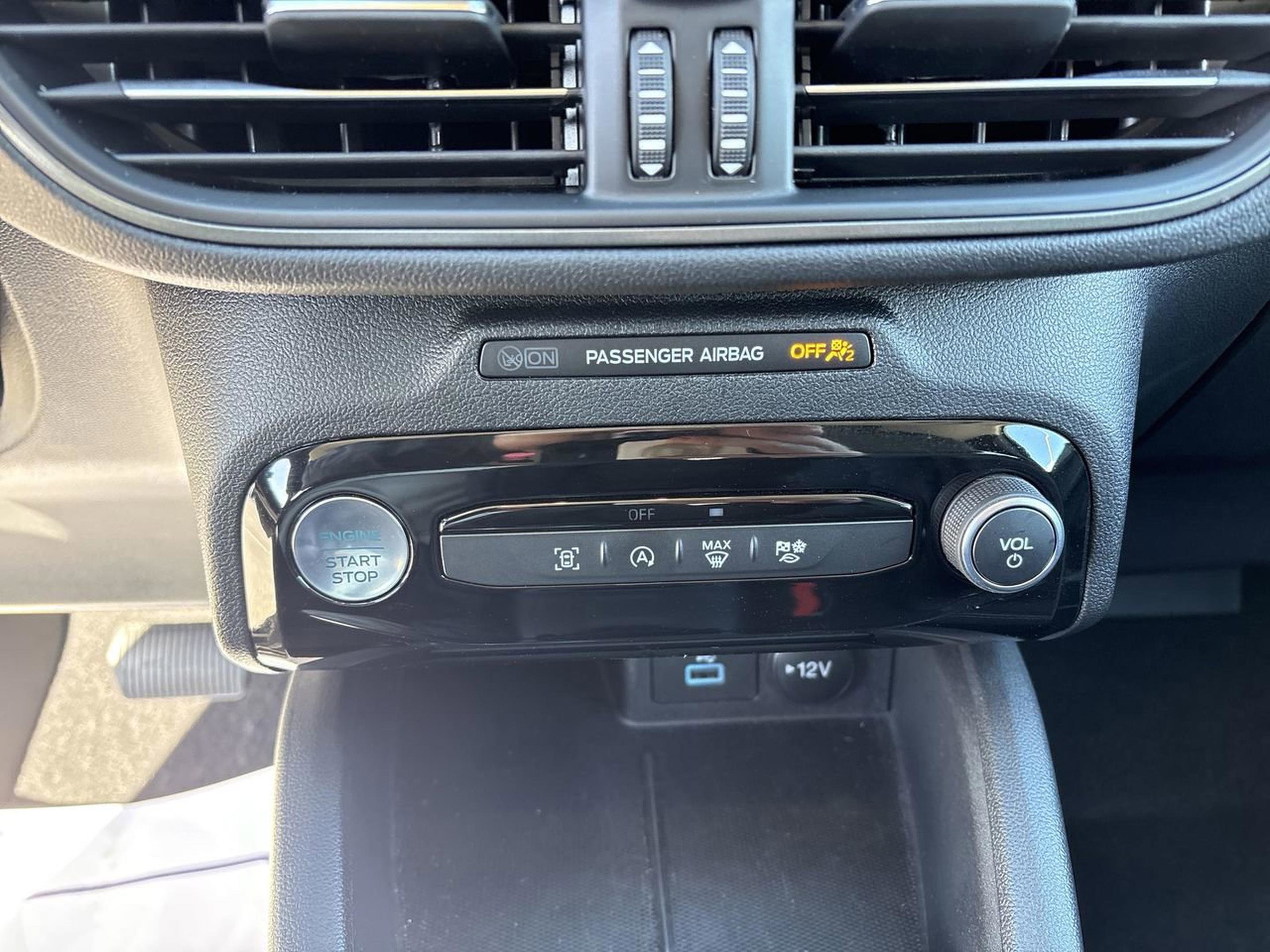 Used 2023 Ford Escape Active w/ Tech Pack #1 image 11