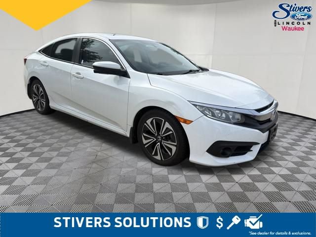 Used 2018 Honda Civic EX-T image 3