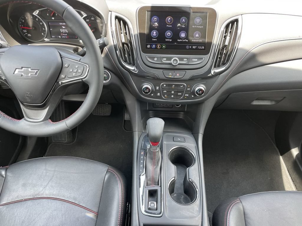 Used 2023 Chevrolet Equinox RS w/ RS Leather Package FWD image 18