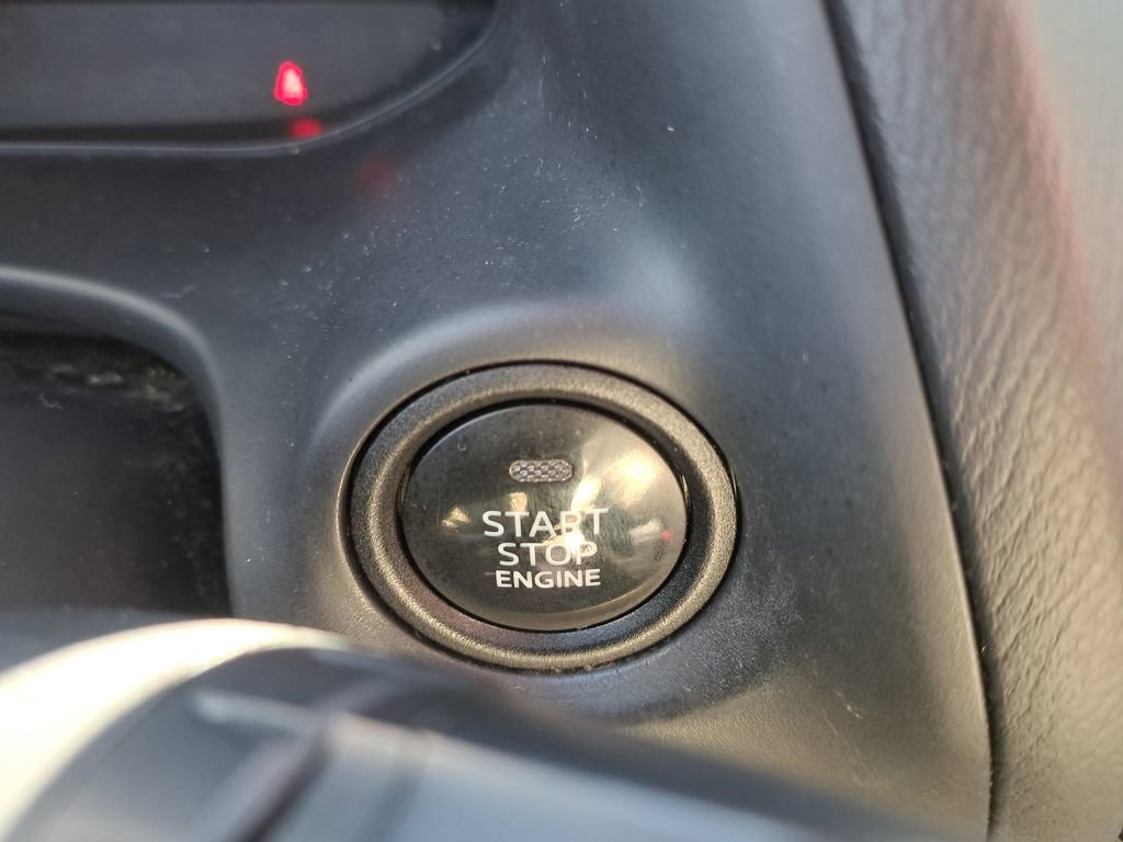 Used 2014 MAZDA MAZDA3 i SV image 22