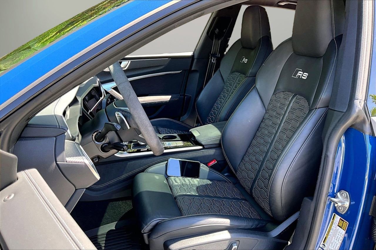 Used 2024 Audi RS 7 Performance AWD/4WD image 22