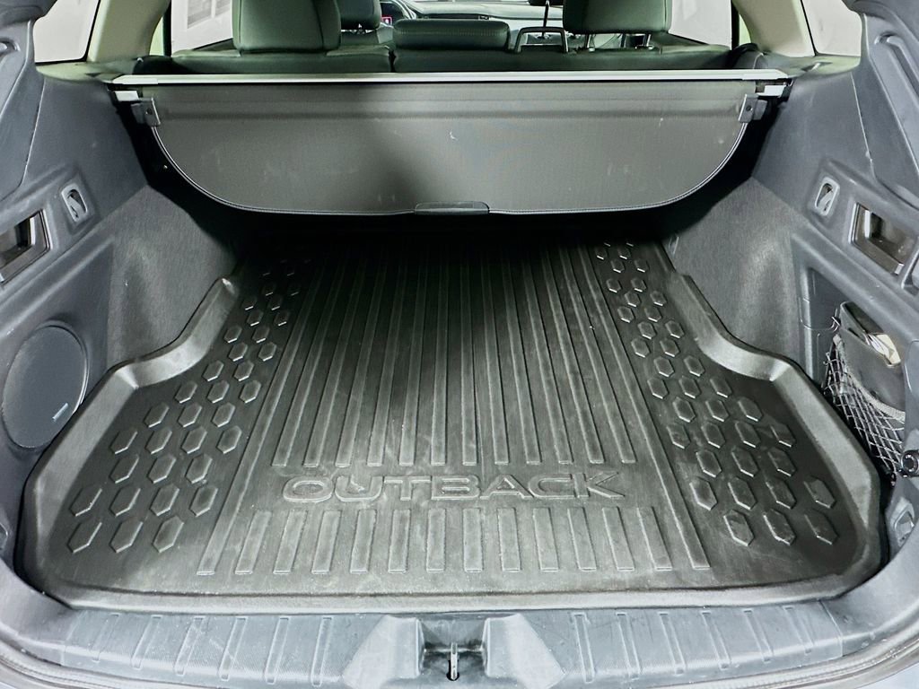 Certified 2025 Subaru Outback Onyx Edition image 33