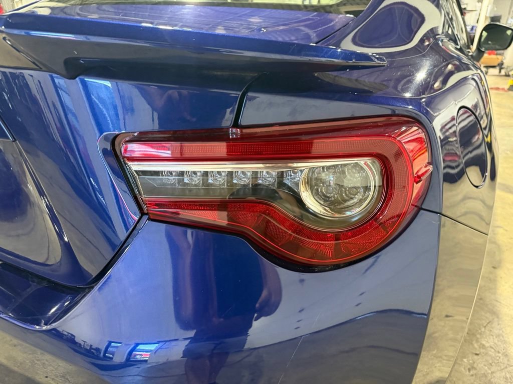 Used 2019 Toyota 86 RWD image 31